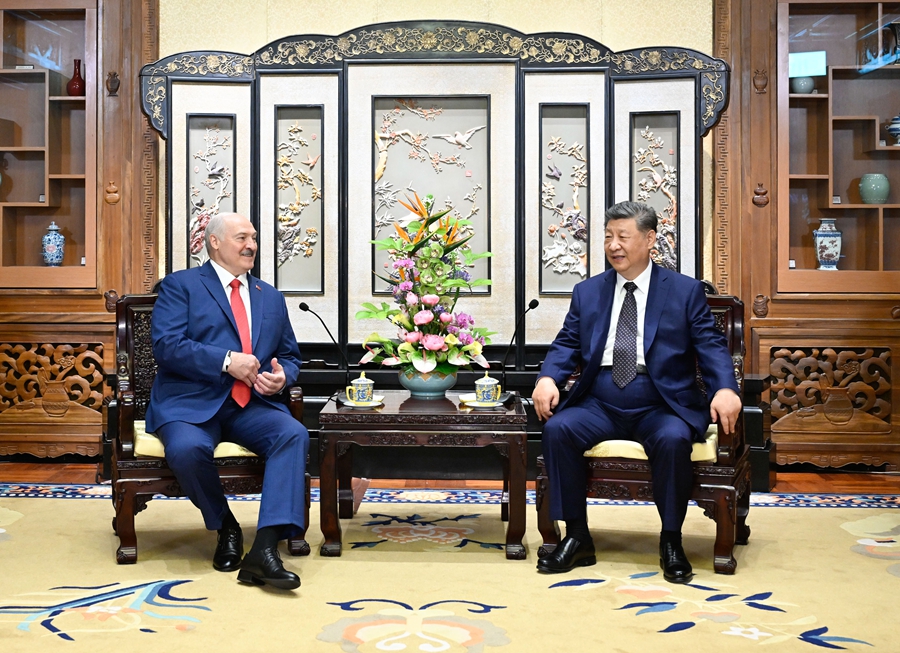 6月29日上午，国家主席习近平在北京钓鱼台国宾馆会见白俄罗斯总统卢卡申科。