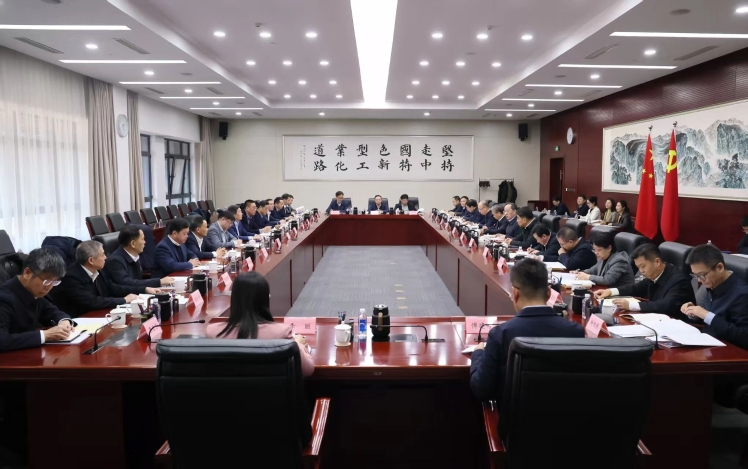 S9923b7c028d04d41a3dd942e64145fd8-750 S9923b7c028d04d41a3dd942e64145fd8-750